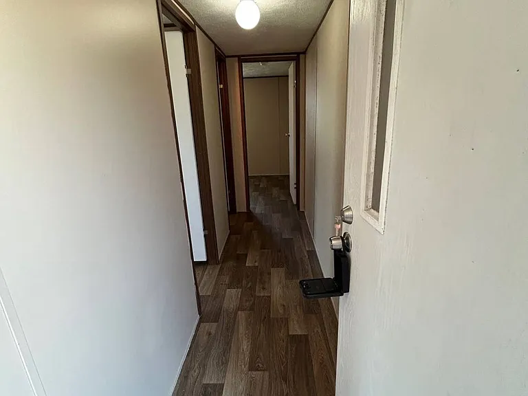 1501 Bunnys Dr — Photo 3