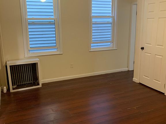 4th image of 101 Brookdale Ave APT 2R