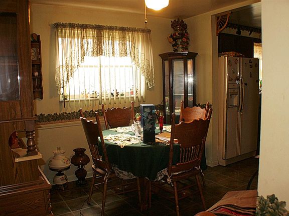 4th image of 11764 Manor Lake Dr