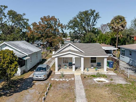 4th image of 2006 Stuart St