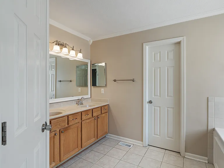 5806 Corralberry Ct — Photo 24
