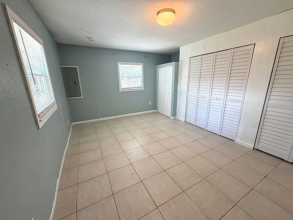 3rd image of 1846 Abacus Rd