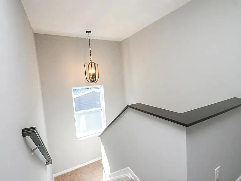 7861 Oldham Dr — Photo 31