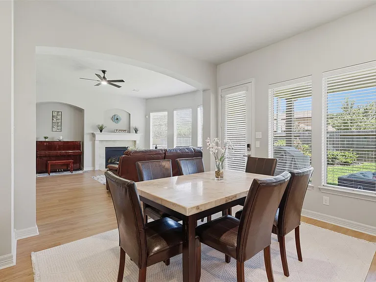 18800 N Bee Cave Springs Cir — Photo 12