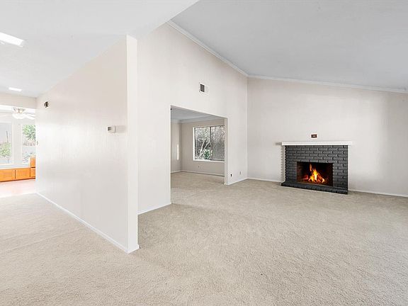 4th image of 537 Hastings Drive