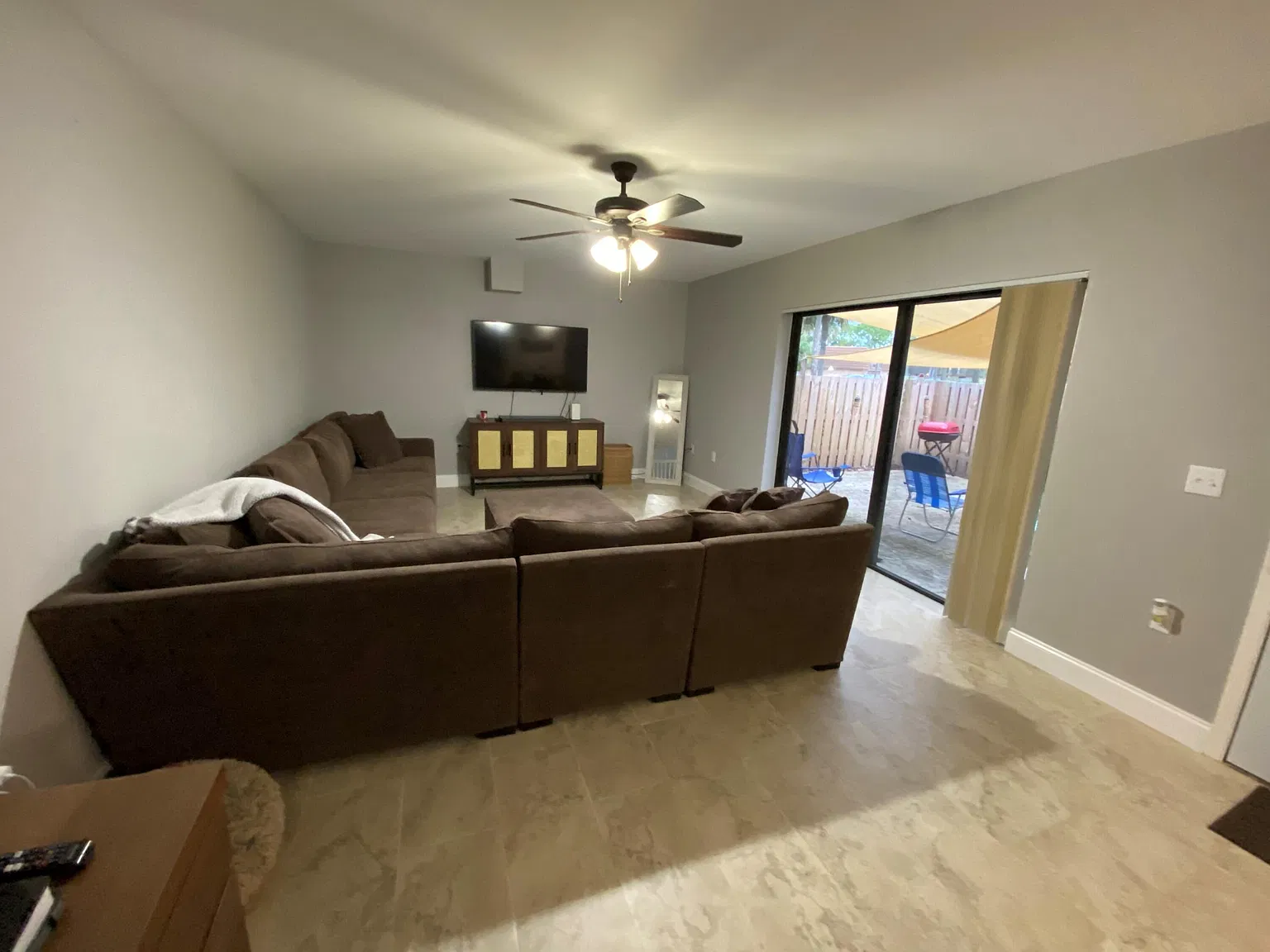 2 bed, 2.5 bath, 1236 sqft, $2,450 — Photo 2