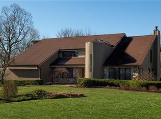 110 Windy Point Dr, Marietta, OH 45750