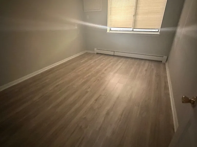 340 Hudson St #7 — Photo 2