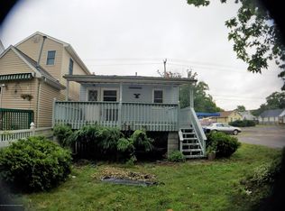 20 Bray Ave, Middletown, NJ 07748