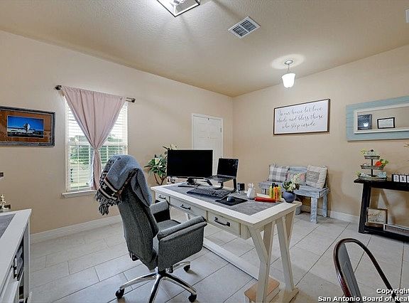 5th image of 4902 Eagle Valley St