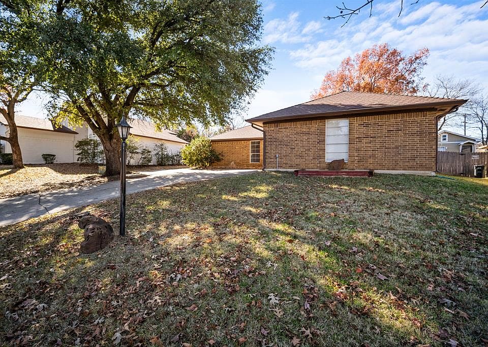 1st image of 3620 Wessex Ct
