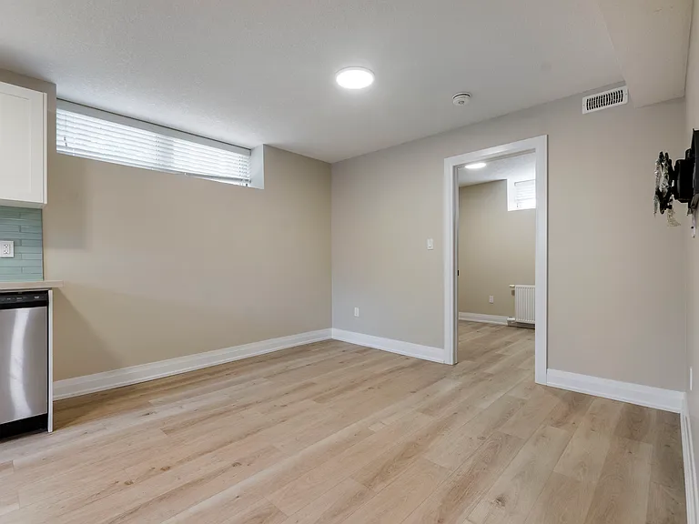 101 Margaret Ave — Photo 19