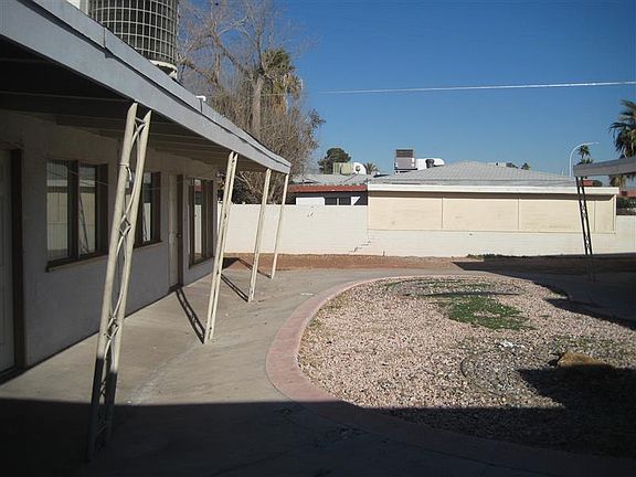 3rd image of 2304 Santa Ynez Dr APT 8