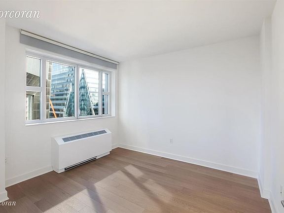 4th image of 500 W 30th St APT 8D