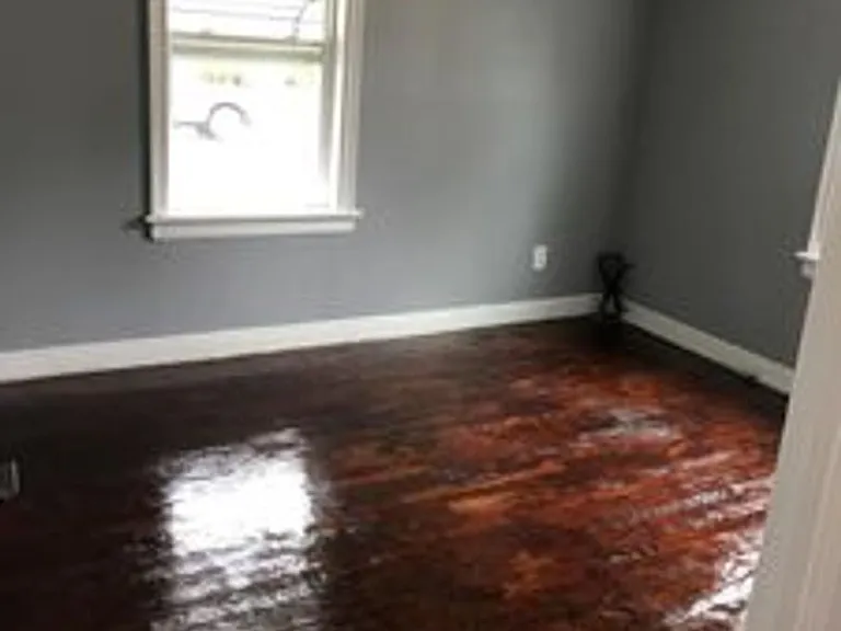 1509 Milton St — Photo 5