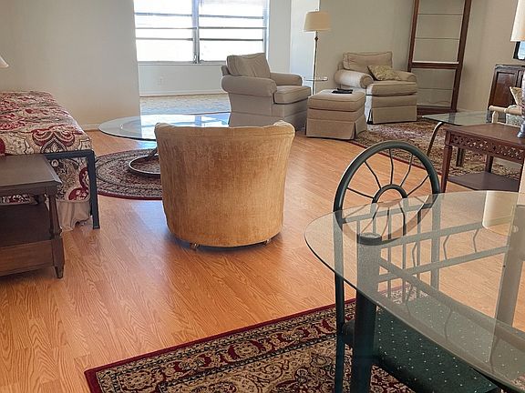 2nd image of 2960 59th St S APT 602