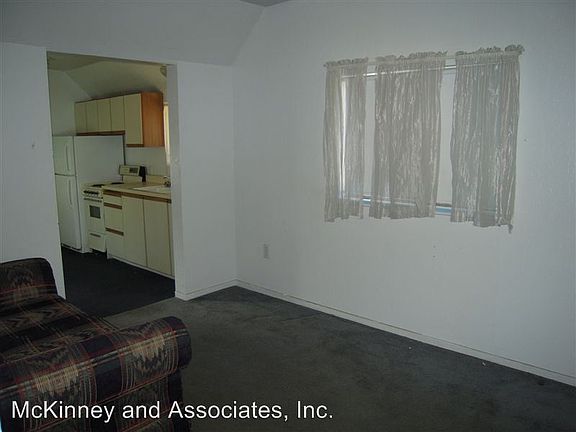 5th image of 3152 Nevada Ave