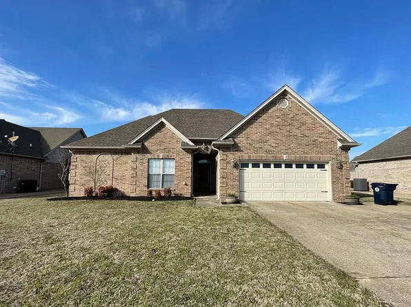 1188 L H Polk St, Marion, AR 72364