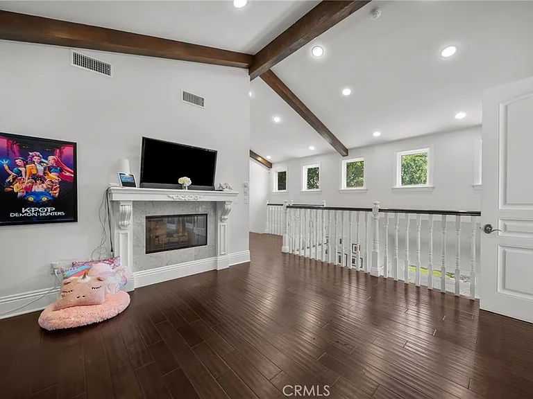 4917 Edgerton Ave — Photo 35