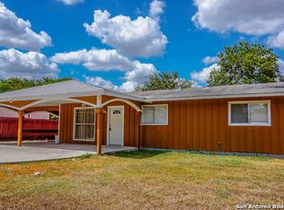 6007 Lark Valley Dr, San Antonio, TX 78242