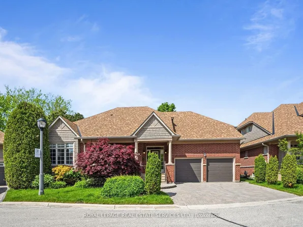2130 Dickson Rd #10, Mississauga, ON L5B 1Y6