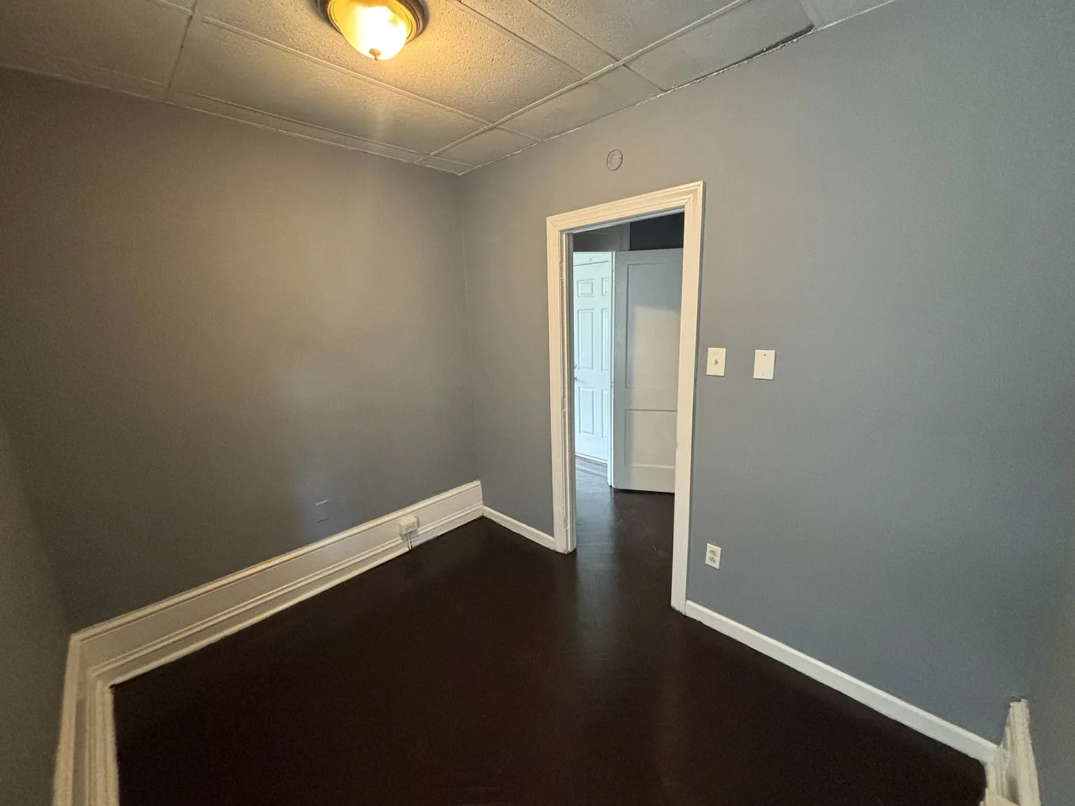 811 W Main St — Photo 4
