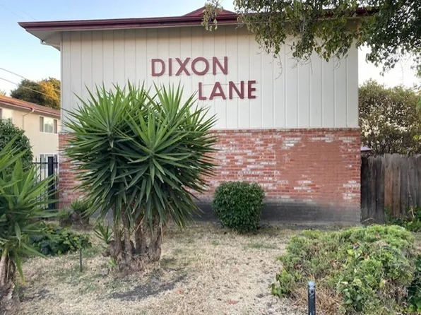 Dixon Townhouse
