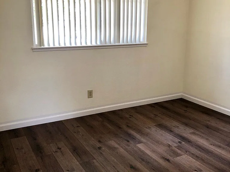2704 Finlandia Ave — Photo 4