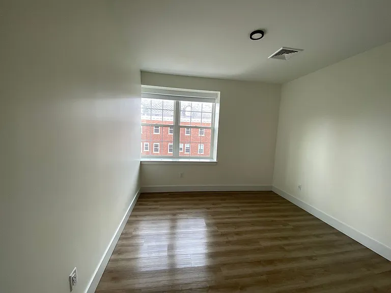 One Park Apartments — Photo 28