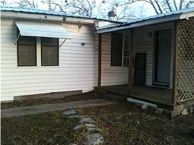 2nd image of 1602 Cypress St