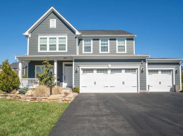 259 Falling Water Ln, Morgantown, WV 26508
