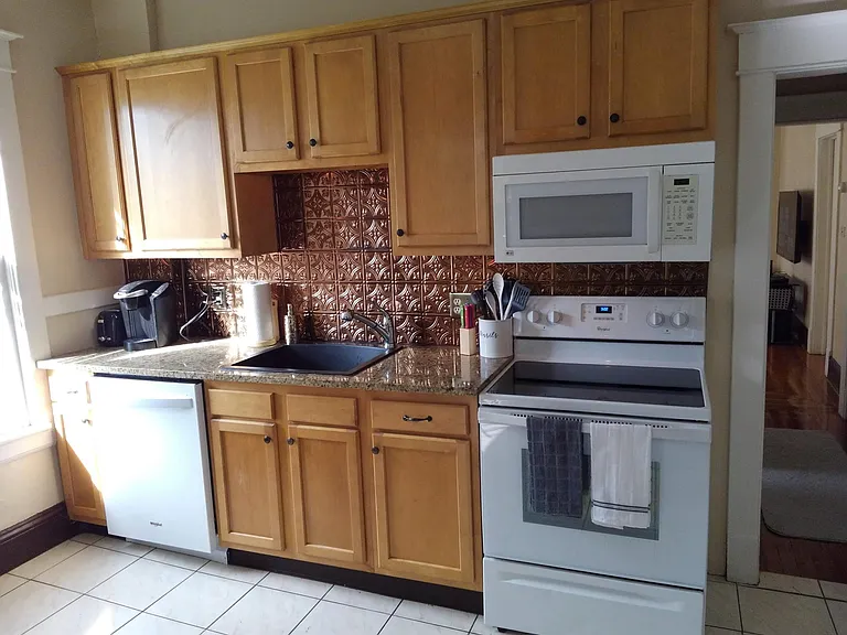 522 Morris St #B — Photo 3