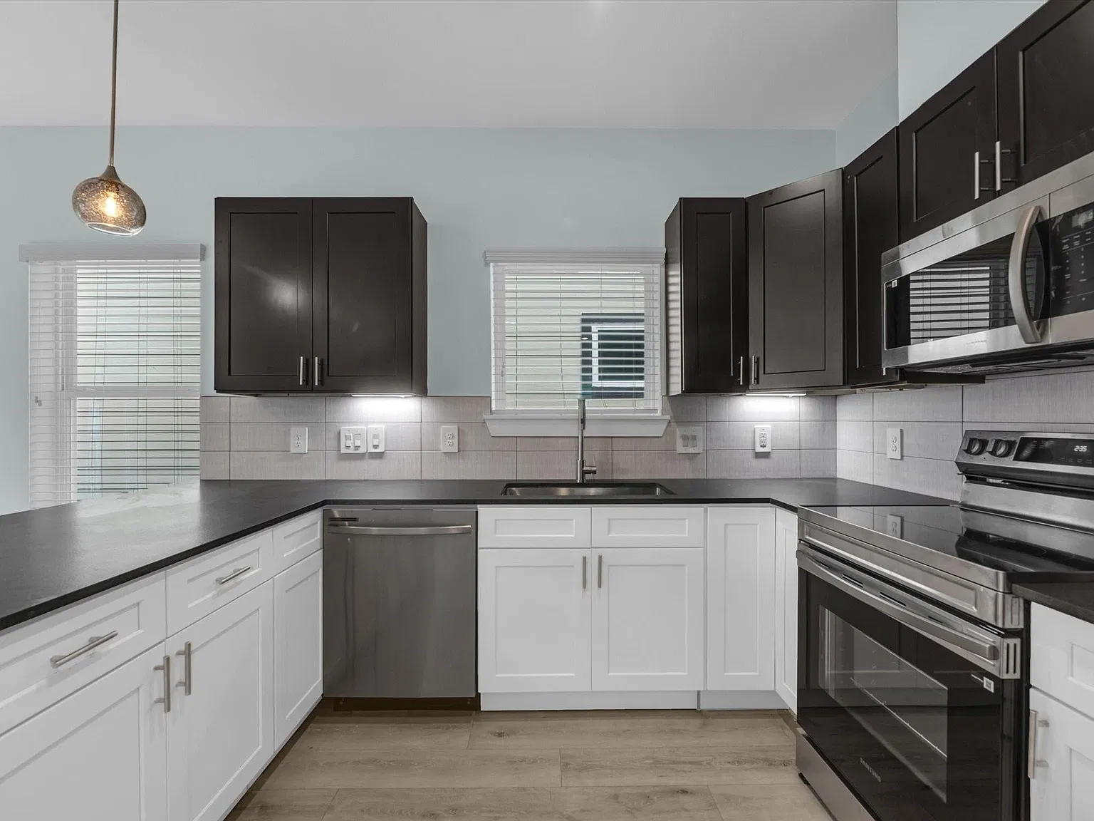 2 bed, 2.0 bath, $1,750 — Photo 4