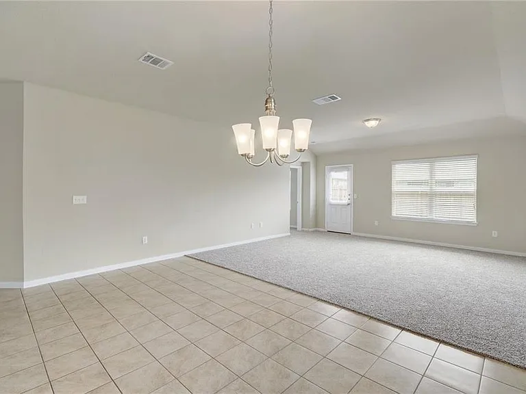 5817 Roderick Dr — Photo 6