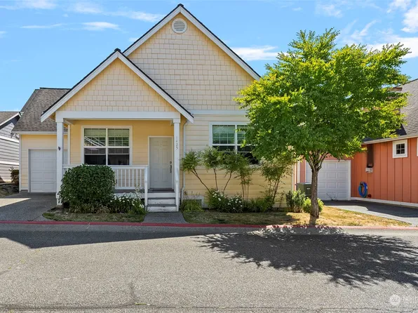 1425 Wildflower Way, Sedro Woolley, WA 98284