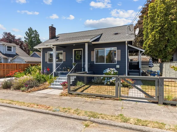 809 McKenzie Avenue, Bremerton, WA 98337