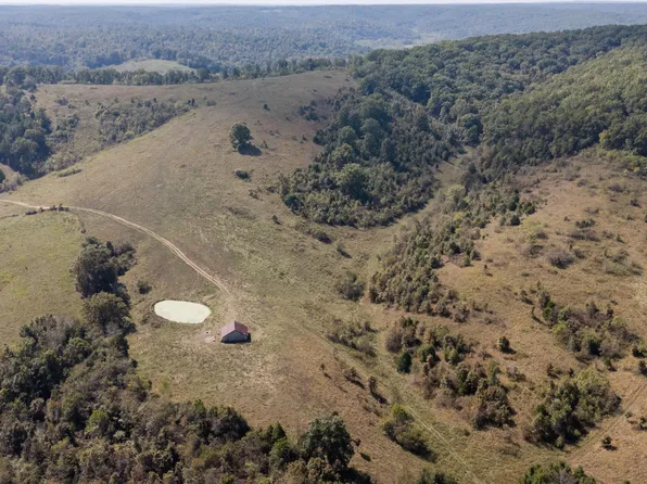 000 County Road 322, Eminence, MO 65466