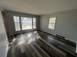 838 W 11th St #D, Fremont, NE 68025