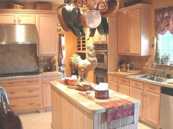 441 Monticello Ln, Lakewood, NJ 08701