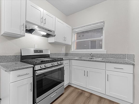 3rd image of 118 N Westmoreland Ave Unit 201