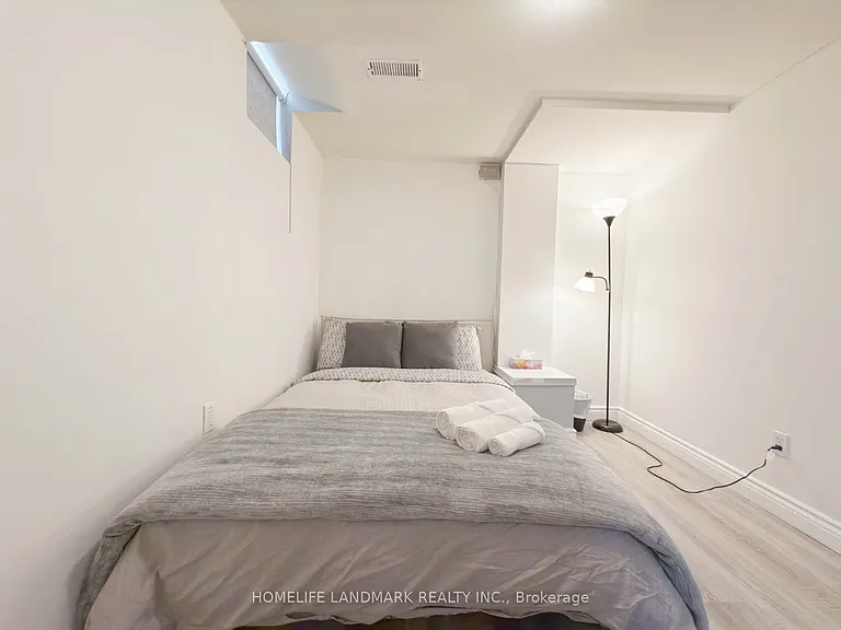 81 United Sq #BASEMENT — Photo 17
