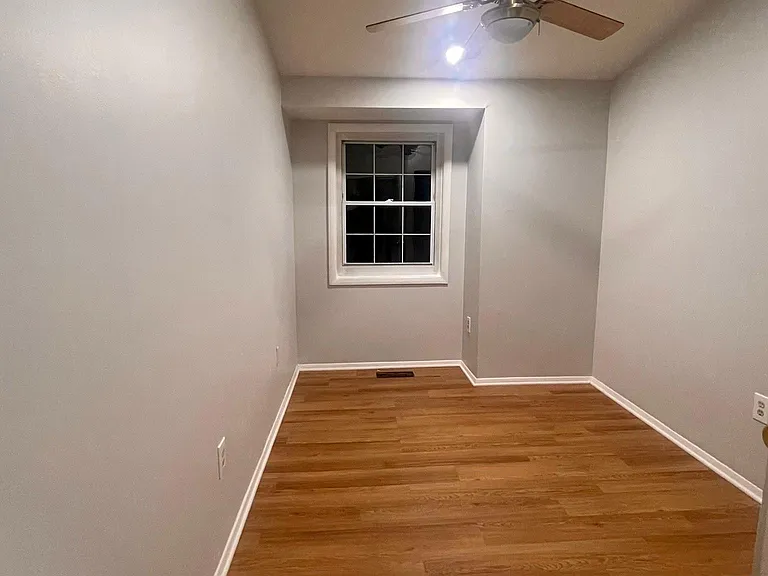 5455 Hildebrand Ct — Photo 13