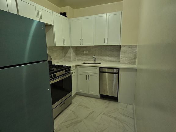 5th image of 63-11 Qns Blvd #G1