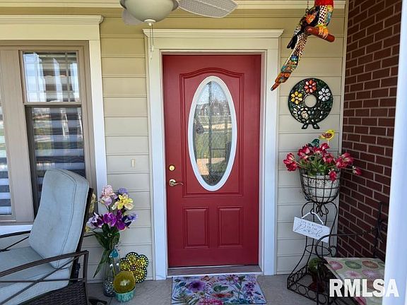 2nd image of 1308 Eleven Meadowlark Ln #A