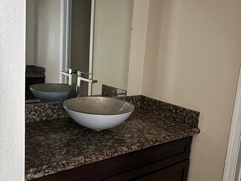 1055 N Recker Rd #1008 — Photo 4