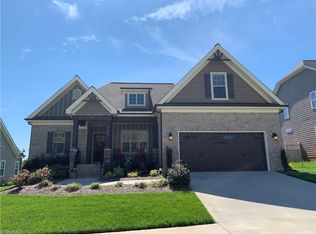 3445 Grandview Crossing Ln, Pfafftown, NC 27040