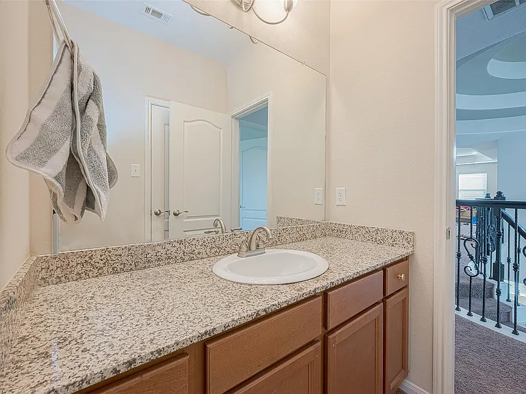 4219 Reagan Ridge Ct — Photo 35