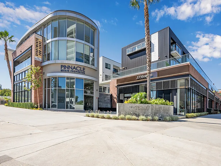 16300 Ventura Blvd #209 — Photo 28