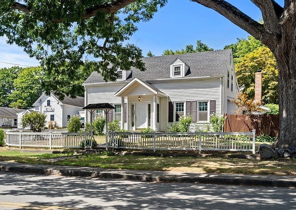 154 Haverhill St, North Reading, MA 01864 Zillow