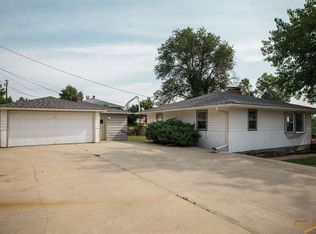 3822 Clifton St, Rapid City, SD 57702